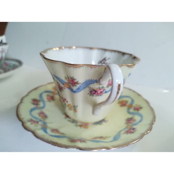 Royal Stafford Porcelain Cup & Saucer Special Occasion Series Happy Birthday - Picture 6 of 16